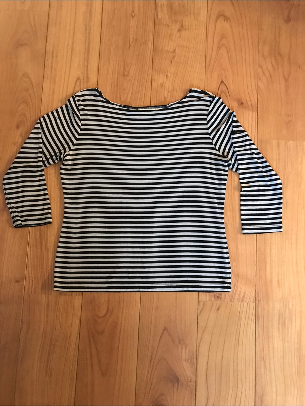 Private Edition By Chico’s Black & grey/silver Striped 3/4 Sleeve Boatneck Top